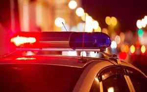 Homem mata irmão a facadas após discussão por herança em Vertentes