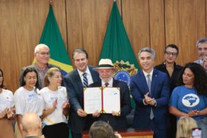 Governo Federal Lança o Programa Mais Professores para Fortalecer a Educação