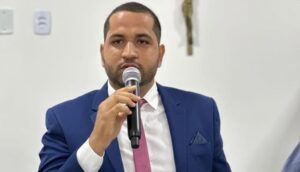 Alan Bruno é eleito o mais jovem presidente da Câmara de Palmeirina