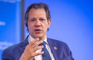 Governo Revoga Mudanças no Pix Após Repercussão Negativa e Fake News