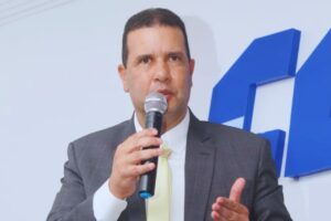 Nova Diretoria da CODEAM é Empossada em Grande Cerimônia Política com Presença de Autoridades