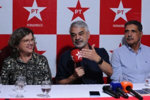 Em coletiva, PT deixa em aberto quem apoiará na disputa pelo Governo de Pernambuco