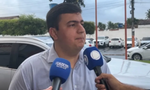 Prefeito de Rio Largo em Alagoas, revela que dormiu na prefeitura para evitar que presidente da Câmara assumisse o comando do Executivo