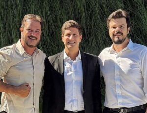 De olho em aliança com superfederação, João se reúne com presidente do União Brasil