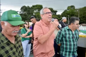 Ao lado do prefeito Saulo Maruim, Álvaro Porto participa da 22ª Cavalgada de São João, em Brejão