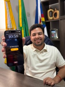 Prefeito Zé Elias antecipa 13º salário e lança ação social para o inverno