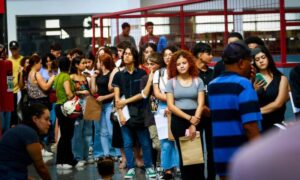 Total de trabalhadores por conta própria dispara, e ganho supera o de carteira assinada