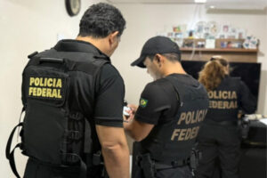 Megaoperação da PF e Receita Federal mira esquema bilionário do crime organizado no setor de combustíveis