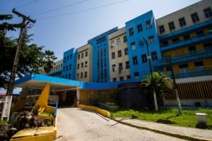 Mais três casos confirmados do superfungo Candida auris em Pernambuco