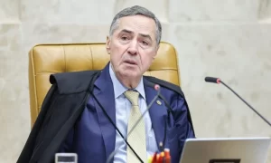 Piso da enfermagem: Barroso vota para desobrigar dissídio se não houver acordo