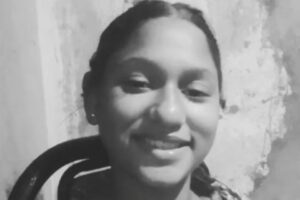 Menina morta após espancamento em escola teria sido agredida por se recusar a “ficar” com colega