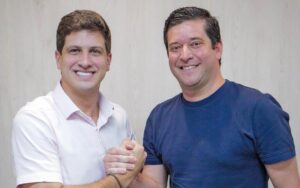 Prefeito do PSD anuncia apoio a João Campos em uma provável disputa ao governo de Pernambuco