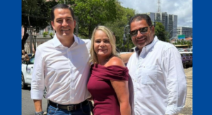 Dannilo Godoy celebra entrega de mais um ônibus escolar para Palmeirina