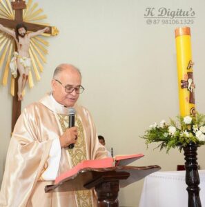 Padre Aldo Mariano Completa 32 Anos de Ordenação Sacerdotal