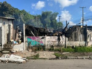 Tragédia em Recife: Vizinha Revela Detalhes Chocantes do Incêndio que Matou Mulher e Quatro Filhos