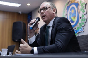 Denúncia de ‘espionagem’ contra secretário de João Campos foi arquivada, diz SDS-PE