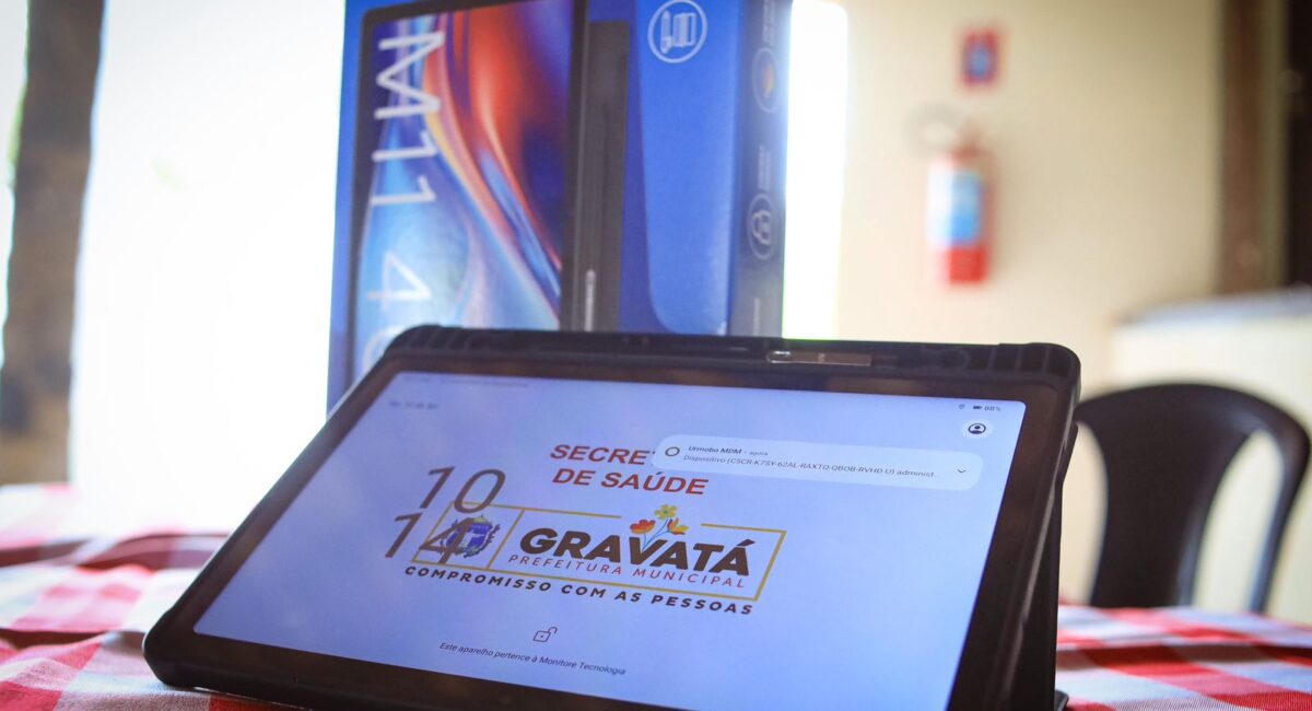Prefeitura de Gravatá Fortalece Ações de Saúde com Entrega de 170 Tablets para Agentes de Saúde