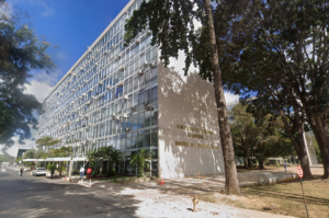 Delegado da PCPE é investigado por suposto pagamento a criminosos para esposa passar em concurso