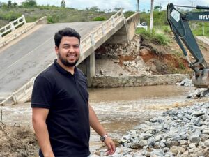 Gestão eficiente em meio à crise: Prefeito Zé Elias demonstra liderança e transparência na recuperação do município