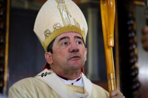 Criminoso usa nome de Dom Paulo Jackson para aplicar golpe pelo WhatsApp, denuncia Arquidiocese