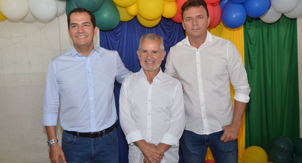 Dannilo Godoy celebra 145 anos de Pedra e anuncia novos recursos para a Saúde