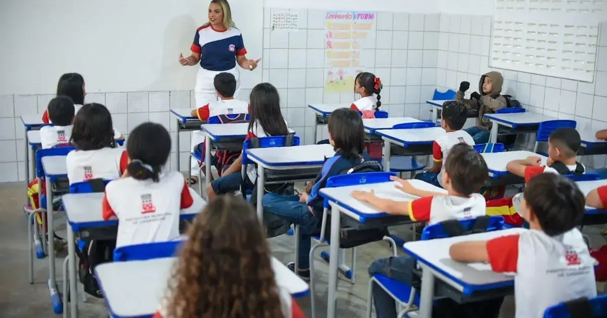 Prefeitura de Garanhuns pode ser multada por irregularidades no piso salarial