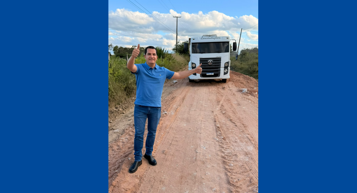 Filho da terra, Dannilo Godoy comemora início da piçarragem de estrada em parceria com Raquel Lyra e Lula da Fonte