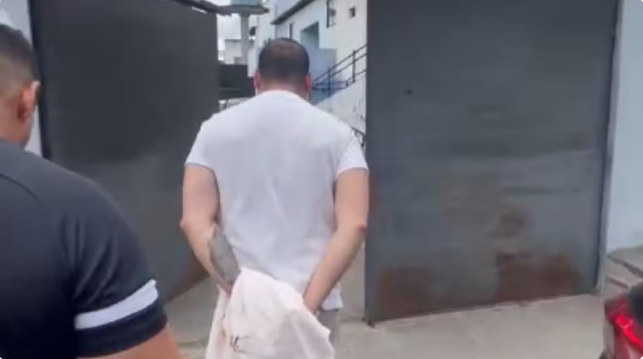 Dentista de 37 anos é preso em clínica de Caruaru por suspeita de envolvimento com tráfico de drogas